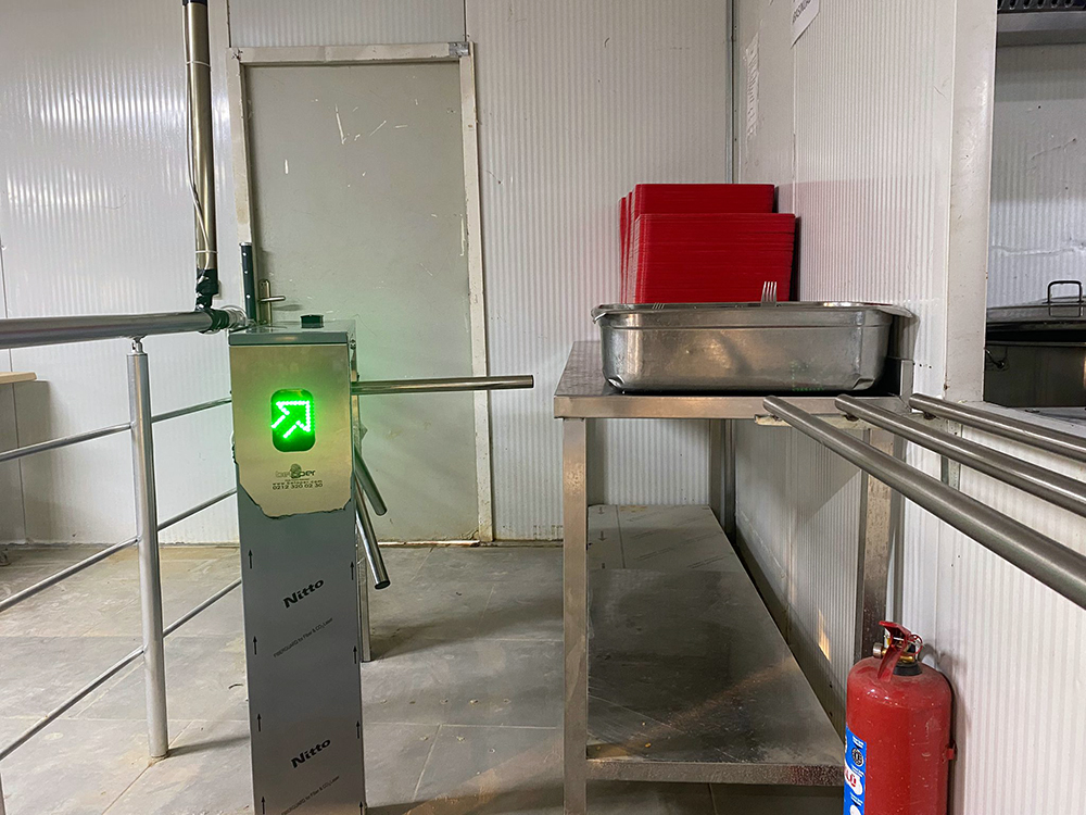 Turnikeli Yemekhane Sistemi Projesi